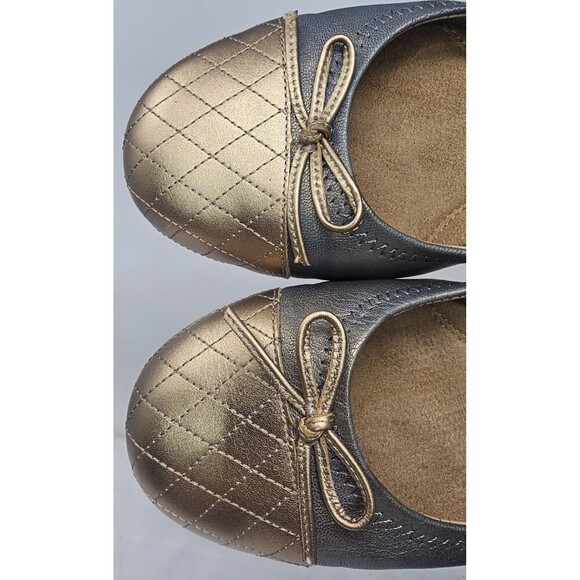 Aerosoles Beckon Metallic Blue & Gold Bow Leather Flats Women US 9.5M Cap Toe - Picture 2 of 16
